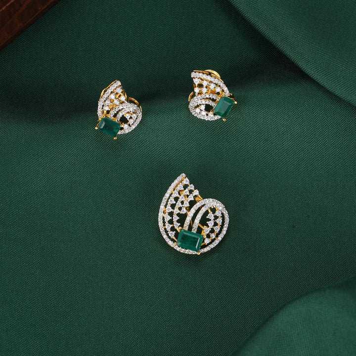 Amazing Avikam Pendant Set