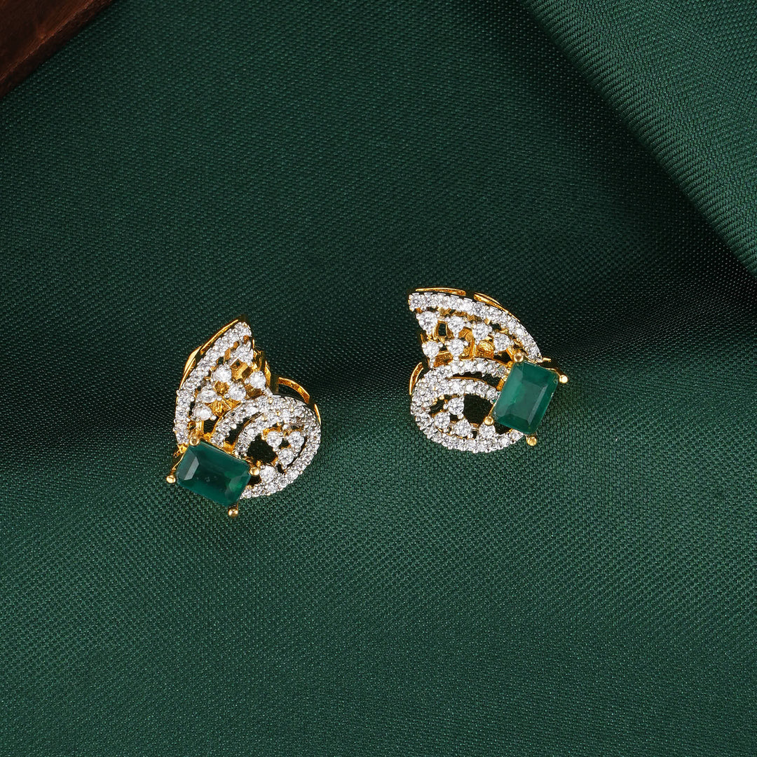 Amazing Avikam Pendant Set