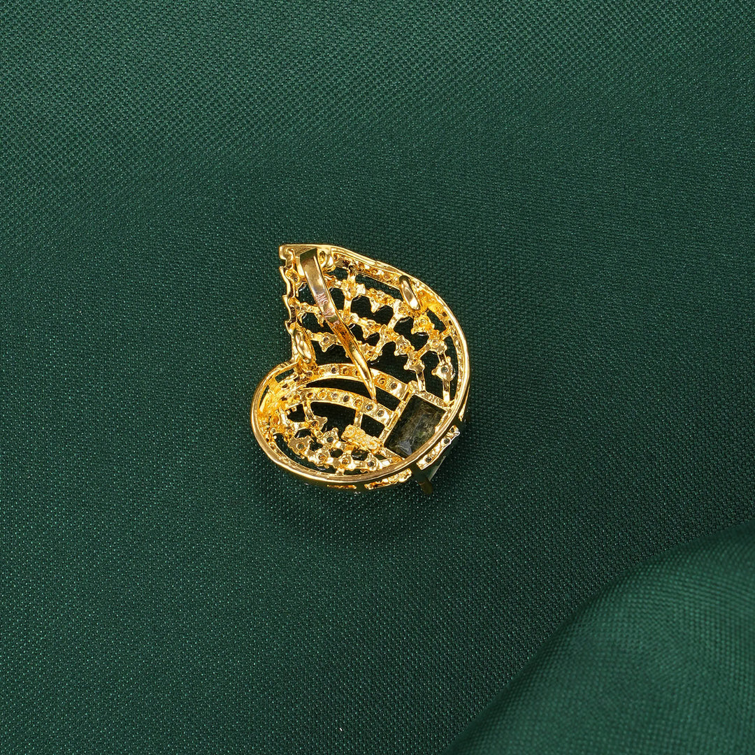 Amazing Avikam Pendant Set