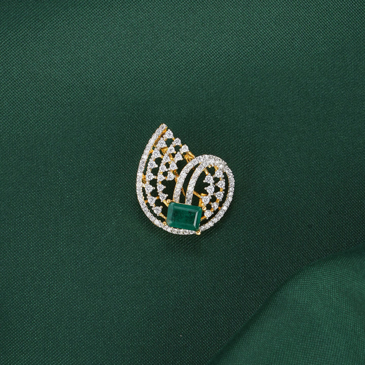 Amazing Avikam Pendant Set