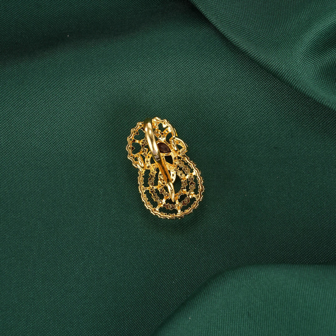 Amazing Avikam Pendant Set