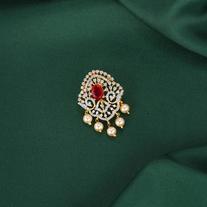 Mesmerizing Avikam Pendant Set