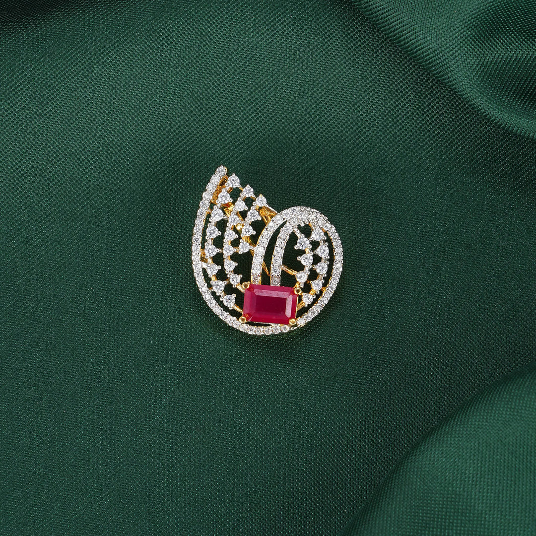Amazing Avikam Pendant Set