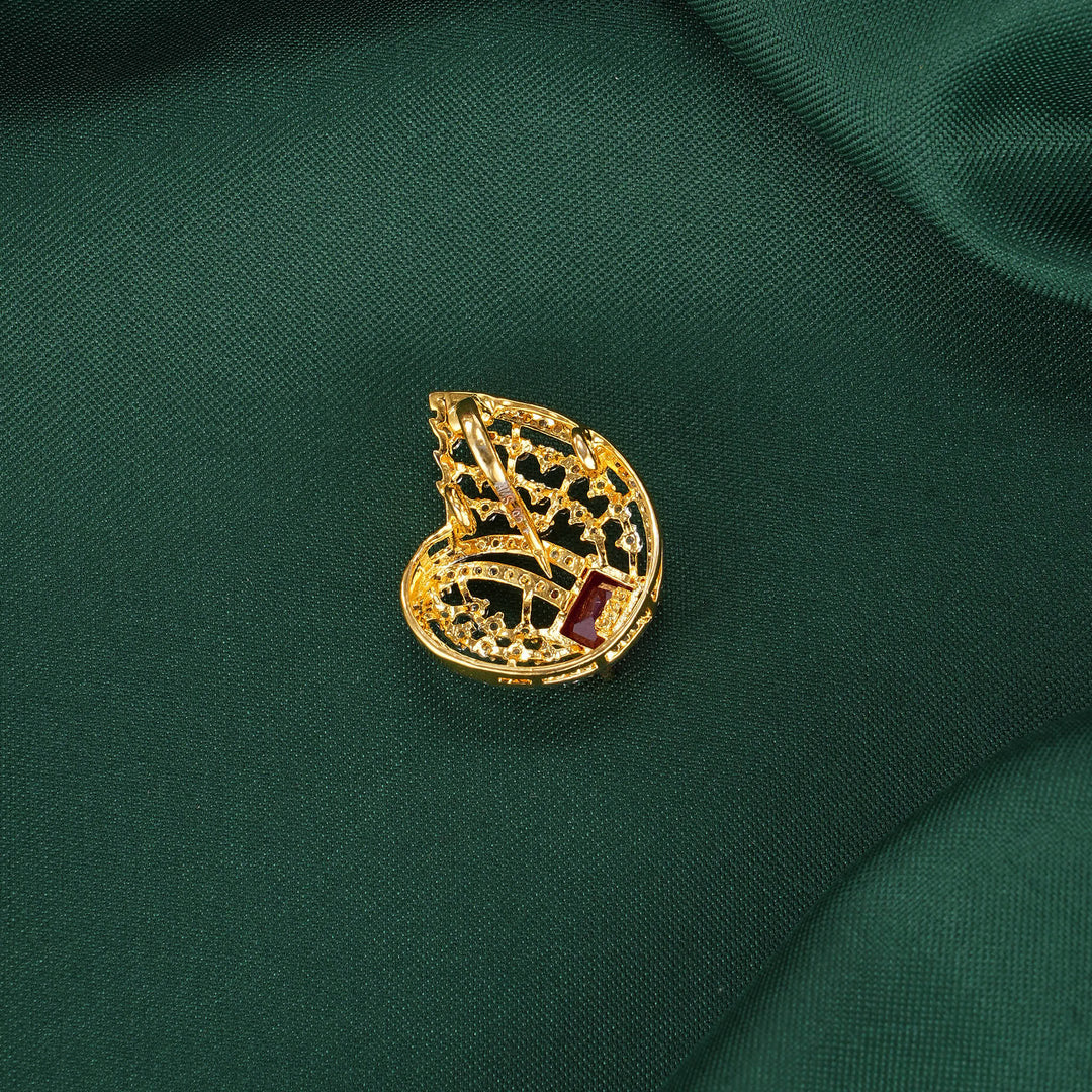 Amazing Avikam Pendant Set