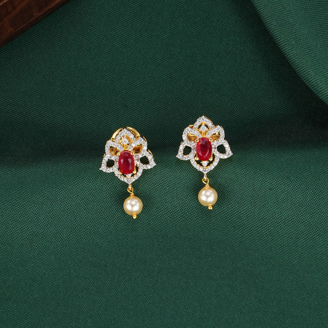 Lakshitha Avikam Pendant Set