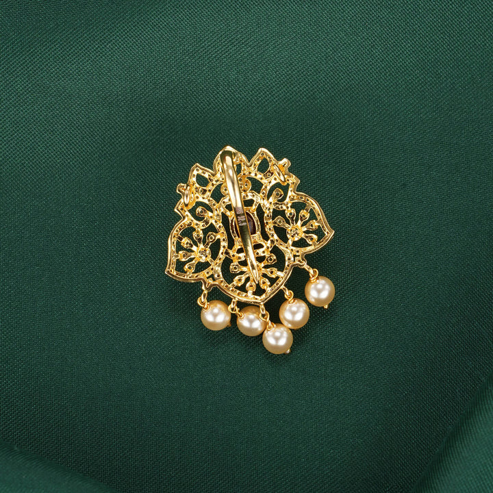 Lakshitha Avikam Pendant Set