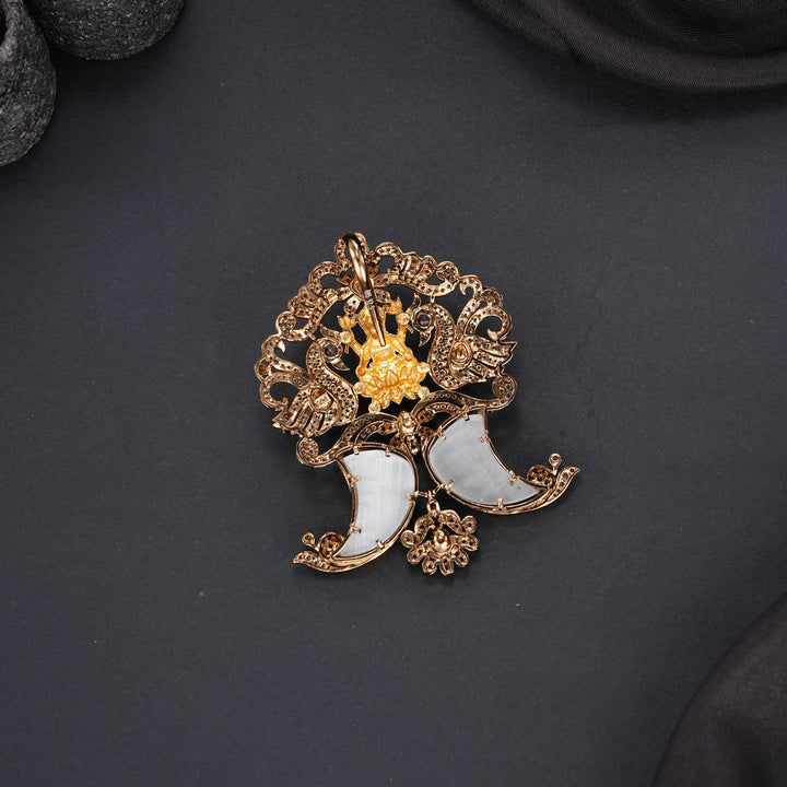 Dazzling Victorian Pendant