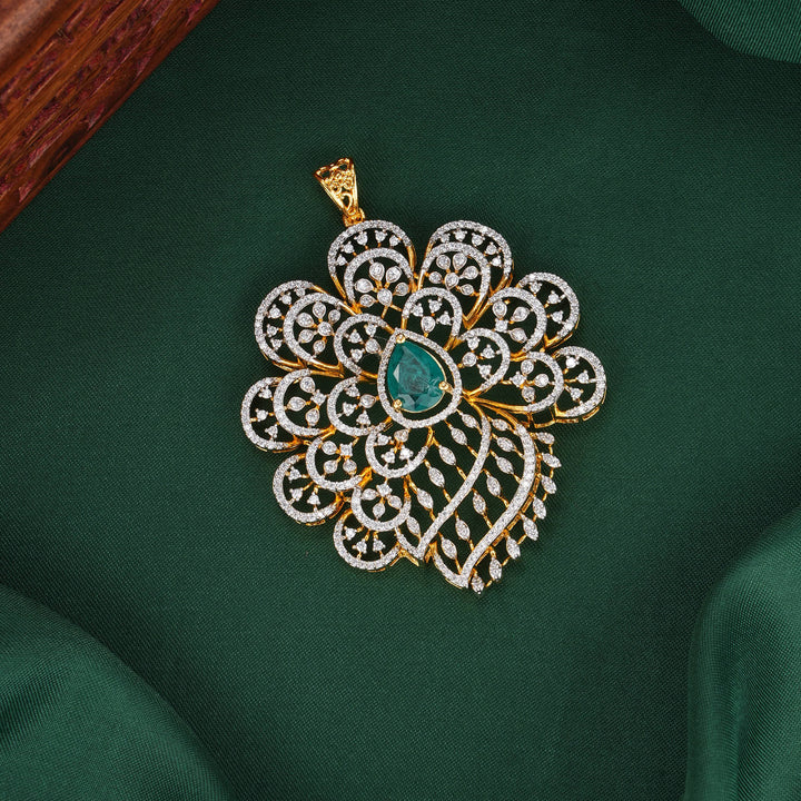 Attractive Diamond Design Pendant