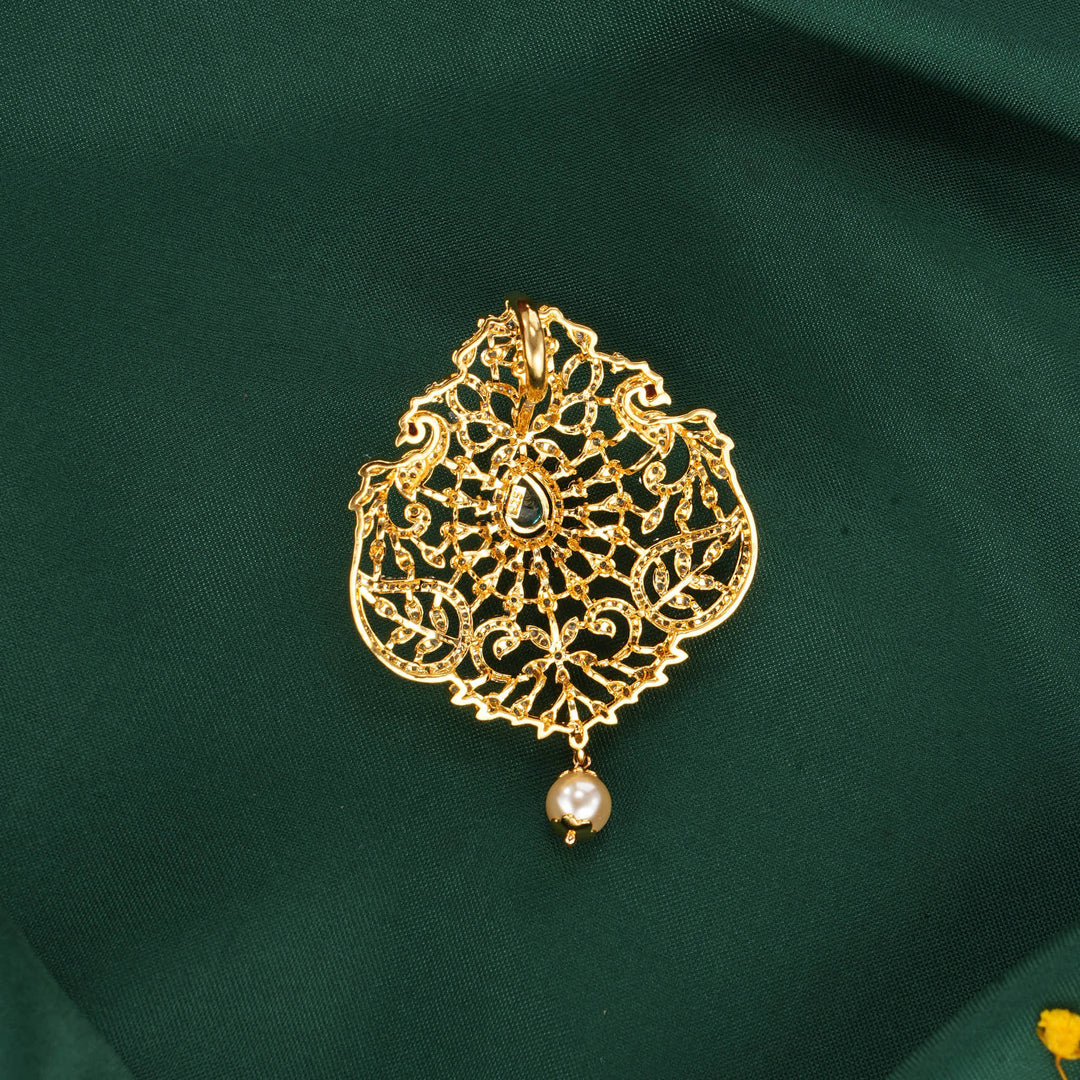 Dazzle Avikam Pendant Set