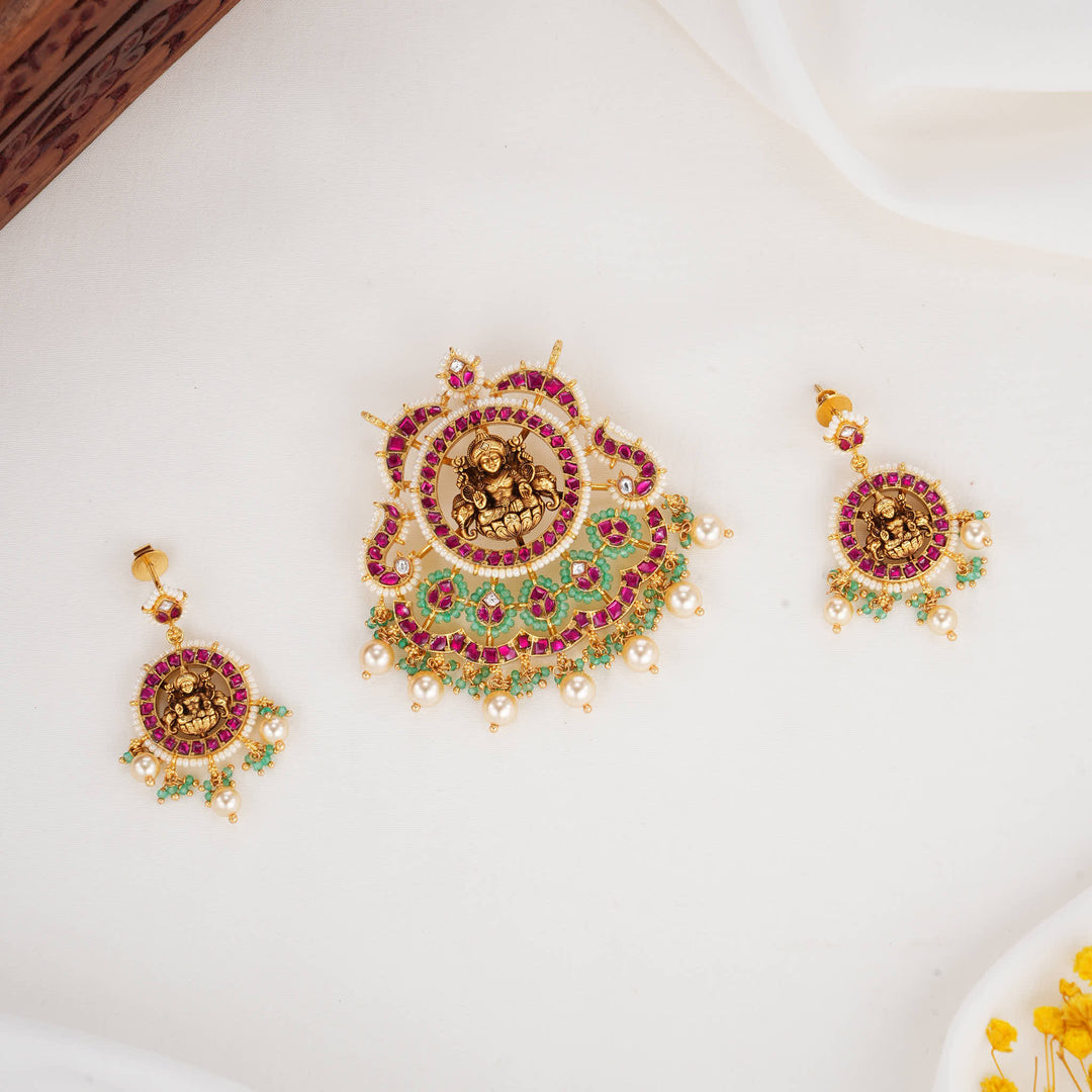 Nithiya Nagas Pendant Set
