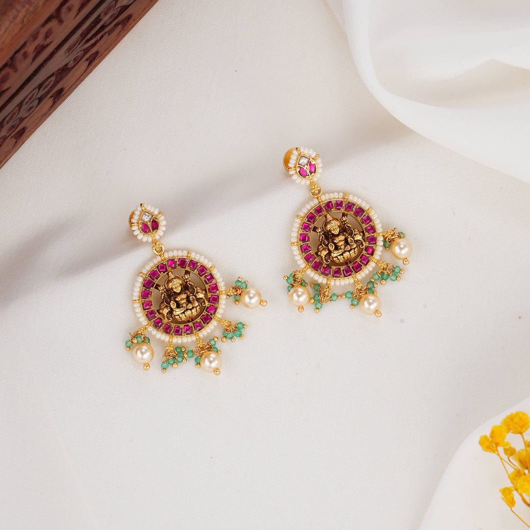 Nithiya Nagas Pendant Set