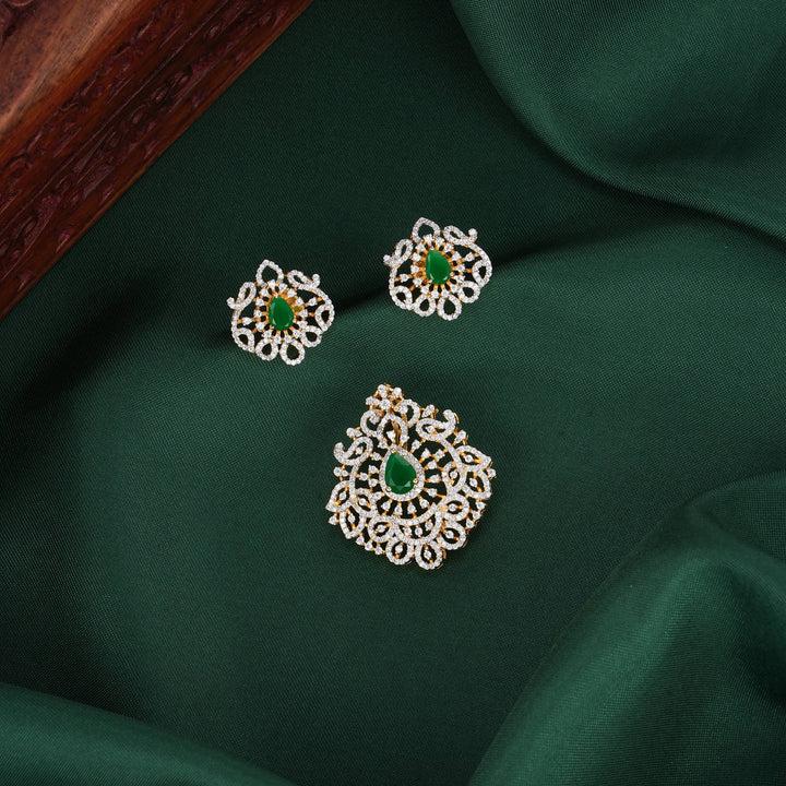 Sherinka Avikam Pendant Set