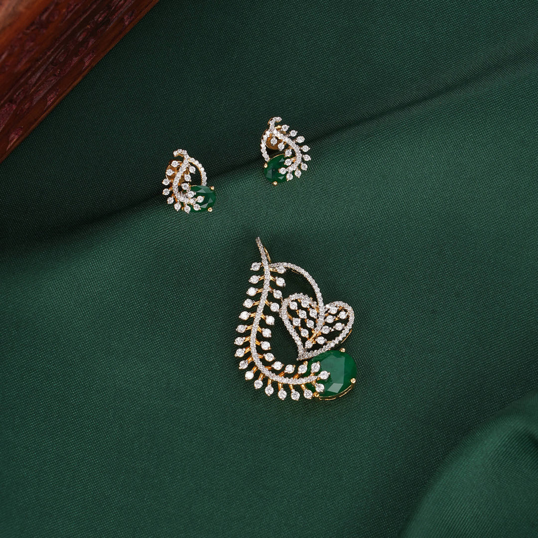 Fancy Look Avikam Pendant Set