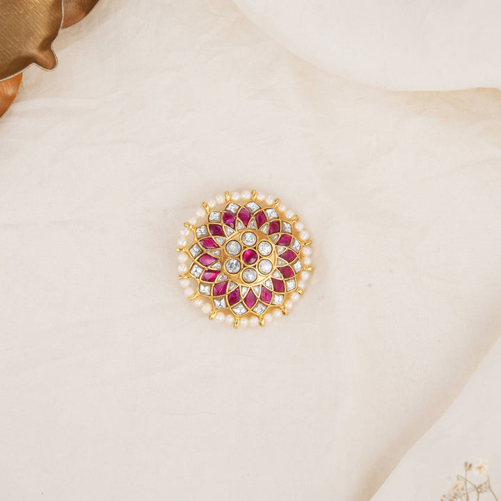 Vinthikaa Kundan Pendant