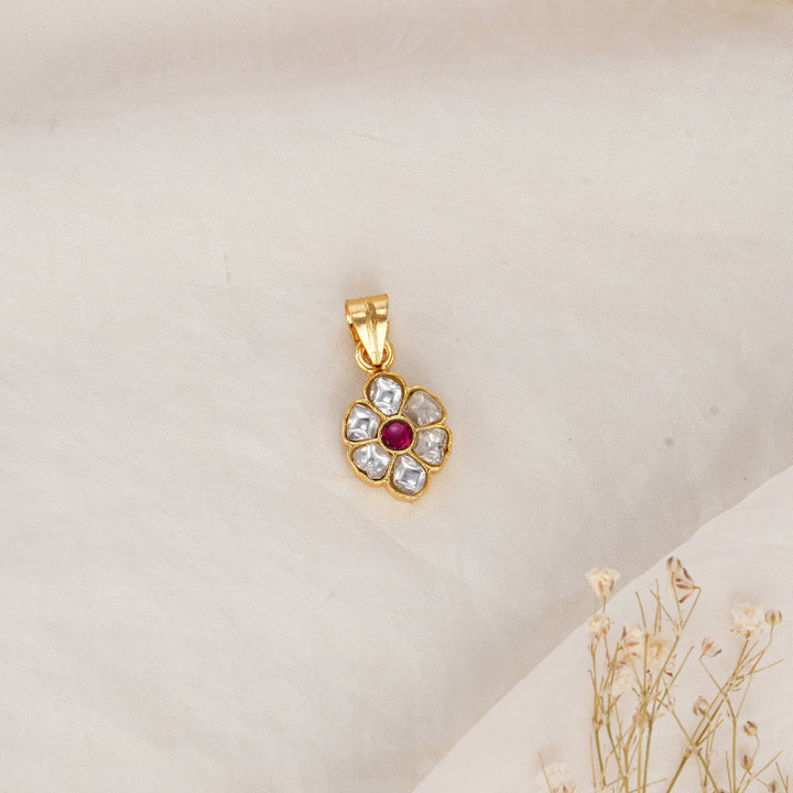 Little Cute Kundan Pendant Set