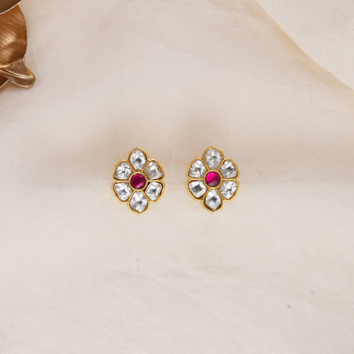 Little Cute Kundan Pendant Set