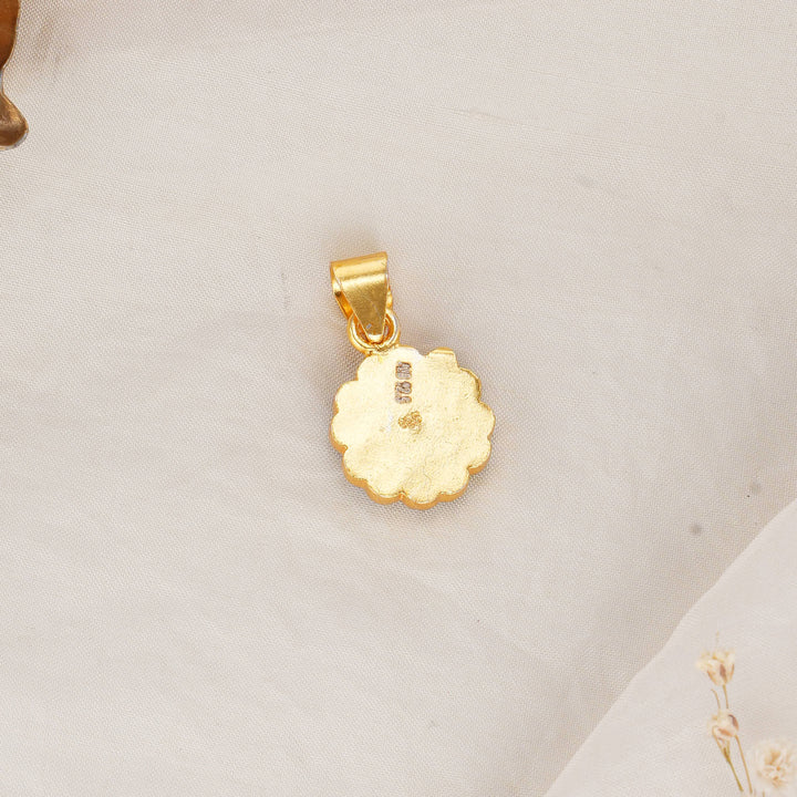 Ashika Kundan Pendant Set