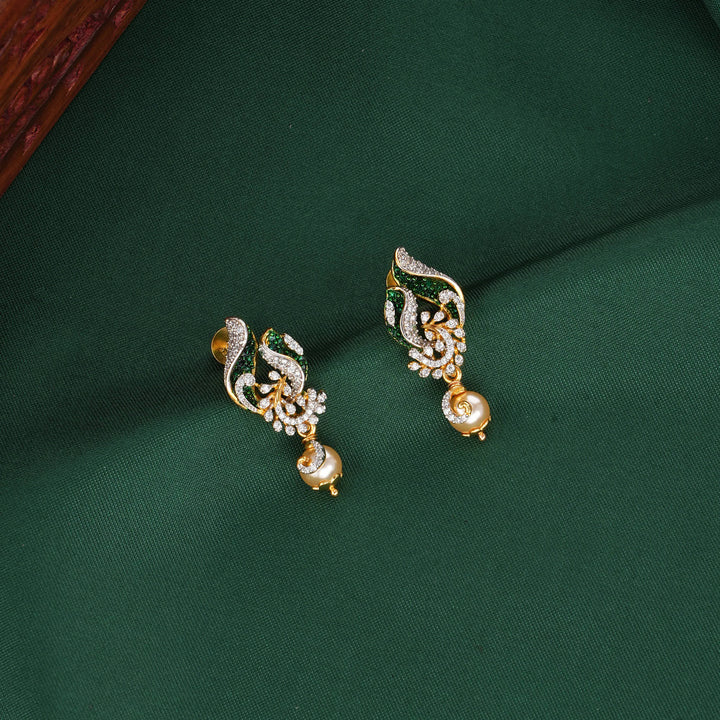 Avirthaa Avikam Pendant Set
