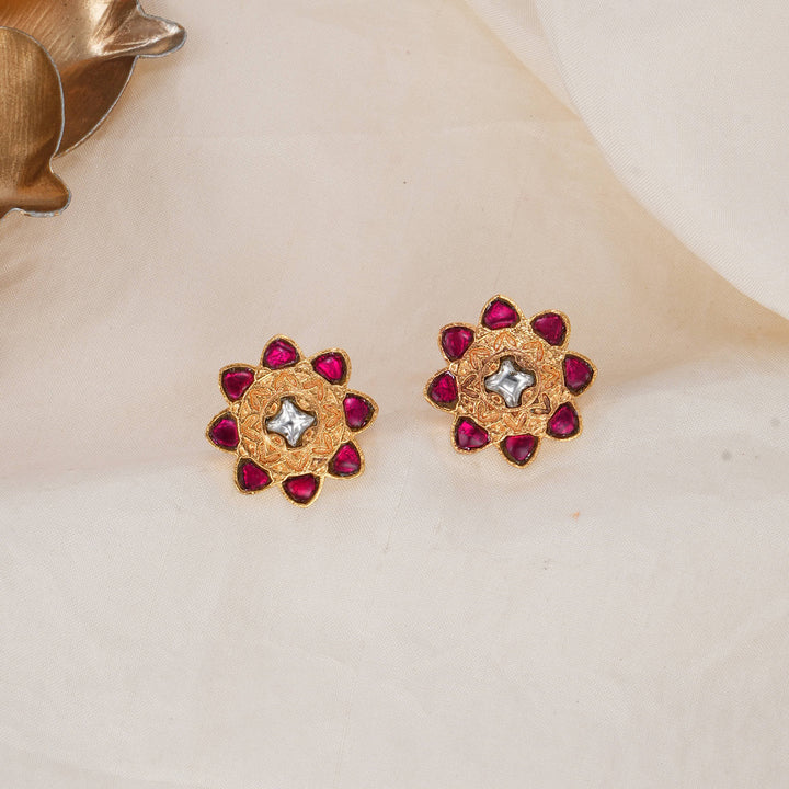 Fabulous Kundan Pendant Set