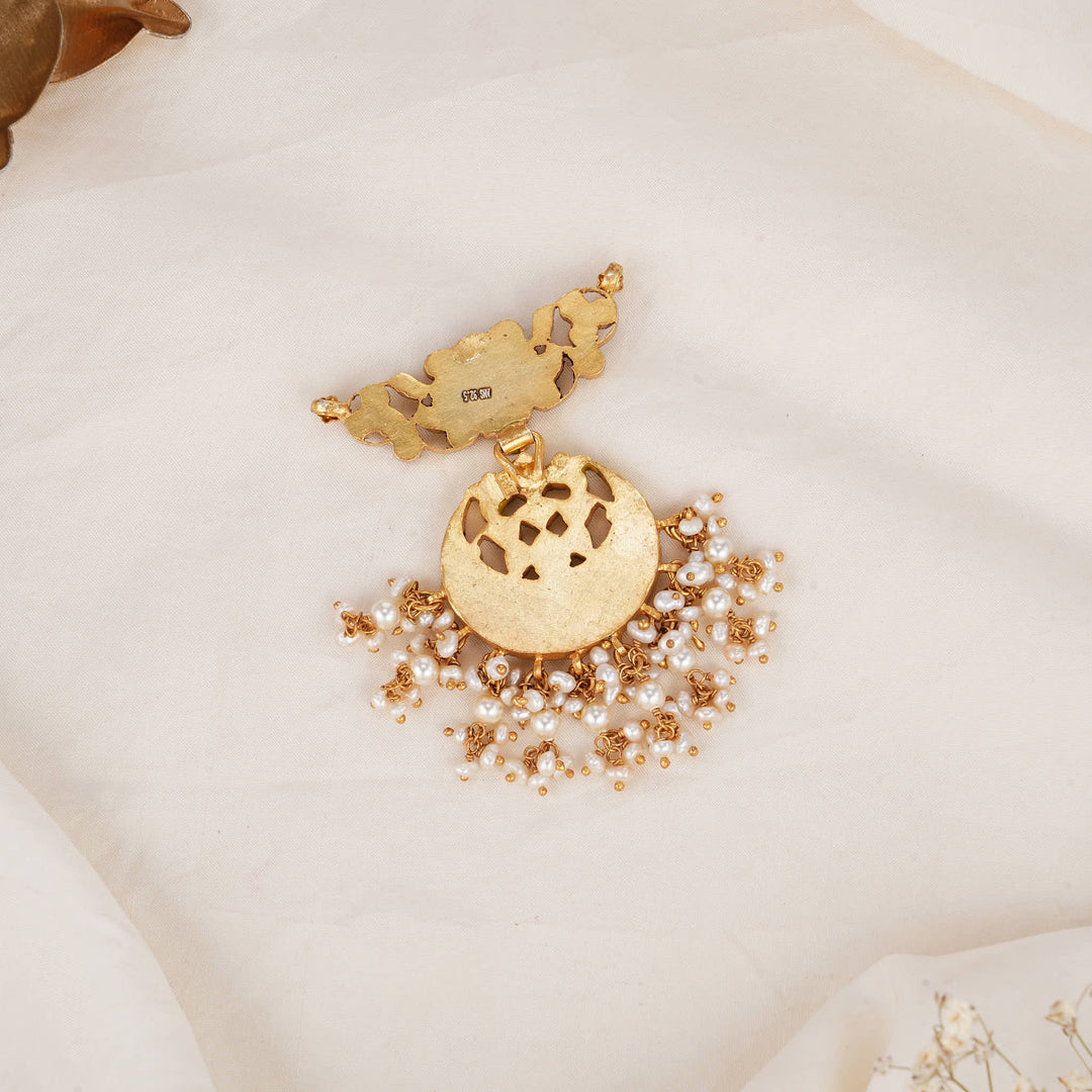 Jashikha Kundan Pendant