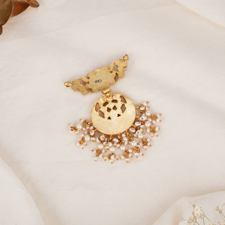 Jashikha Kundan Pendant
