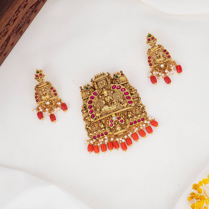 Lalithaa Nagas Pendant Set