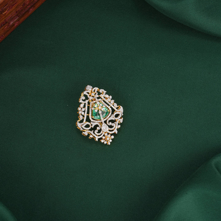 Vivid Beauty Diamond Design Pendant