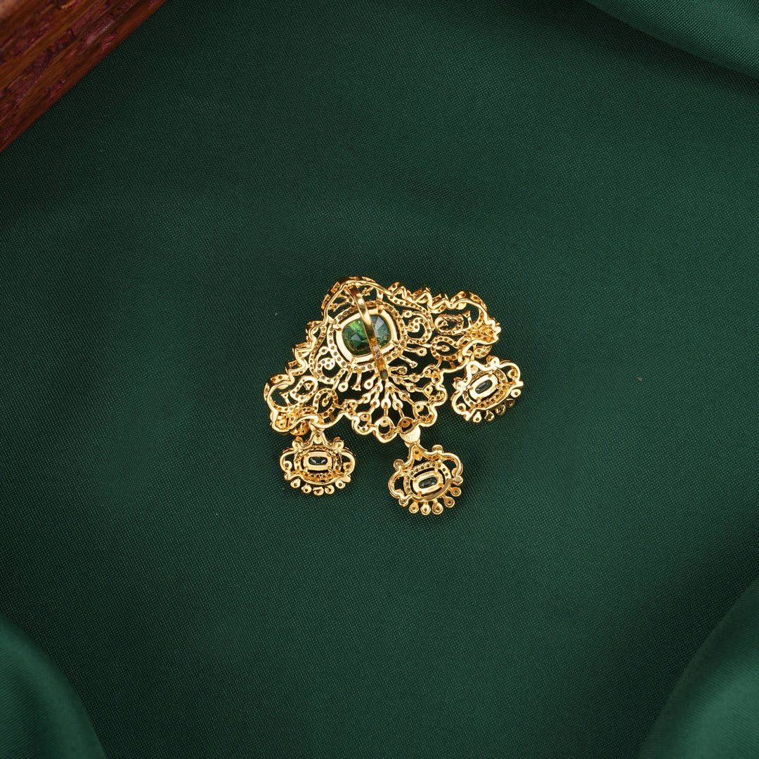 Grand and Luxurious Diamond Design Pendant