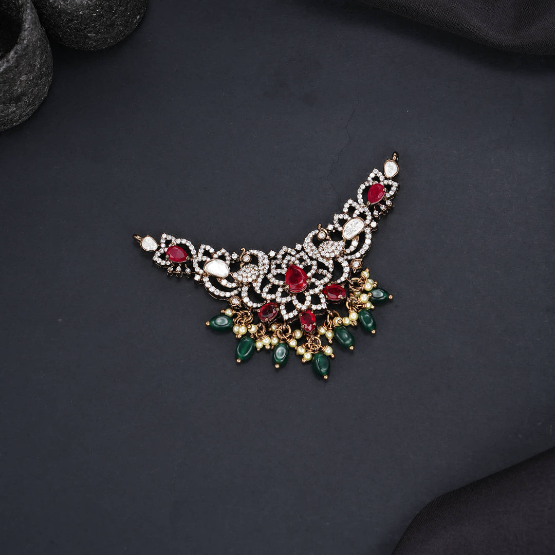 Dheshikha Victorian Pendant