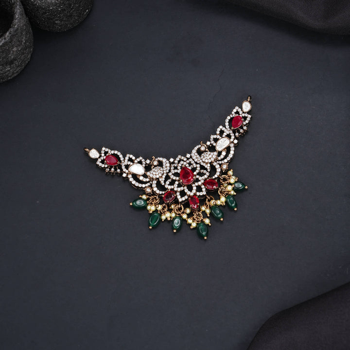 Dheshikha Victorian Pendant