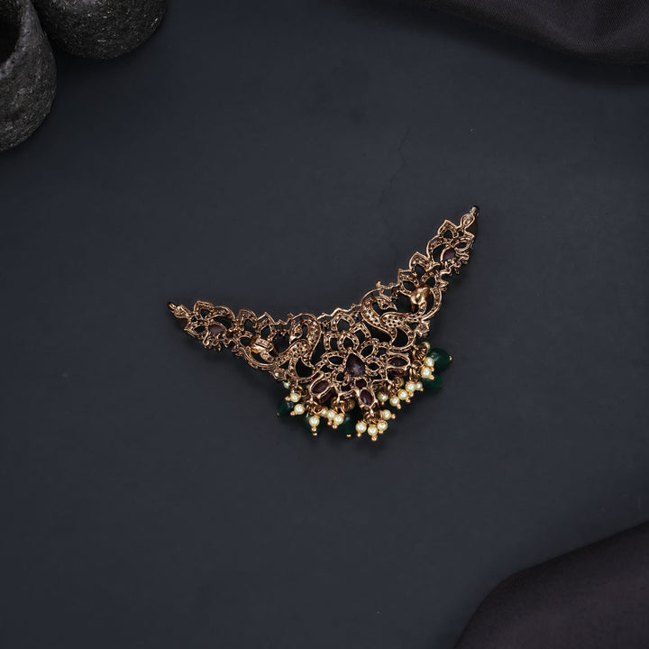 Dheshikha Victorian Pendant