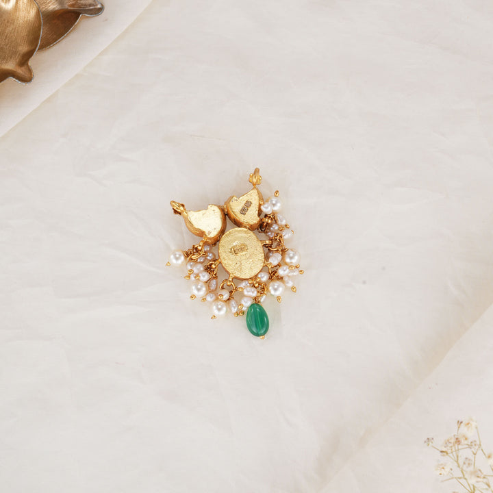 Regal Glow Kundan Pendant