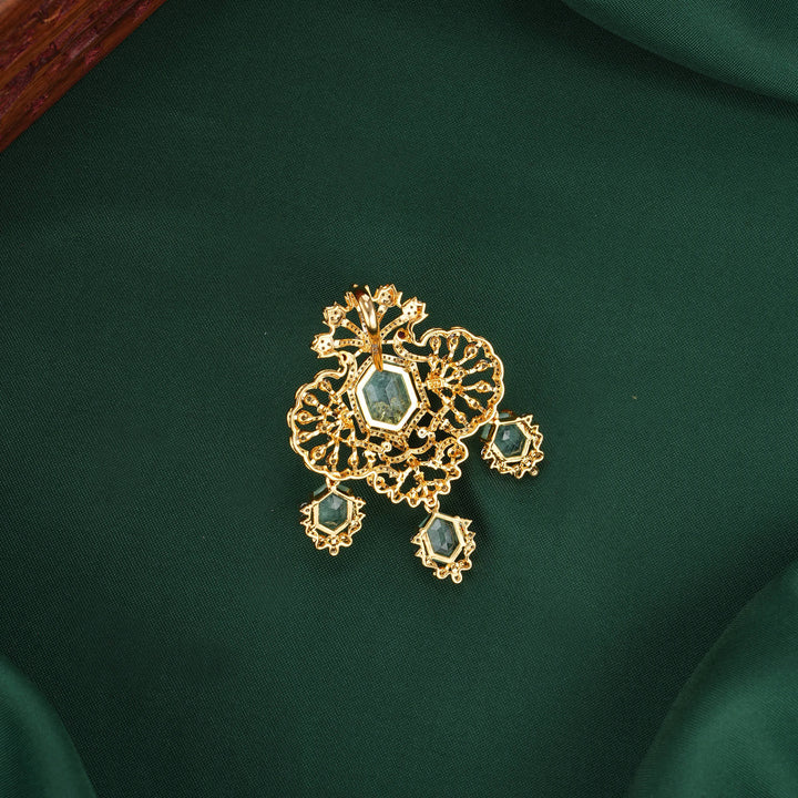 Eye-Catching Diamond Design Pendant