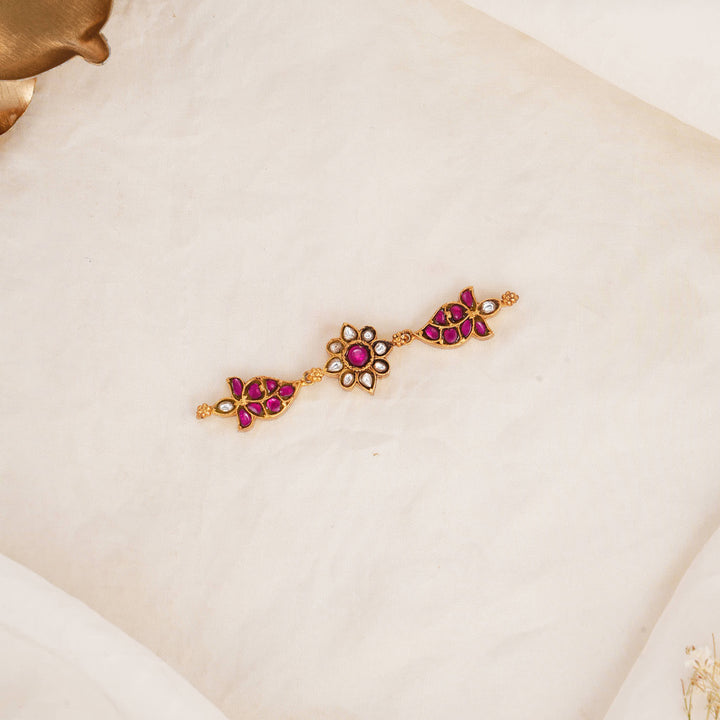 Santhiya Kundan Pendant