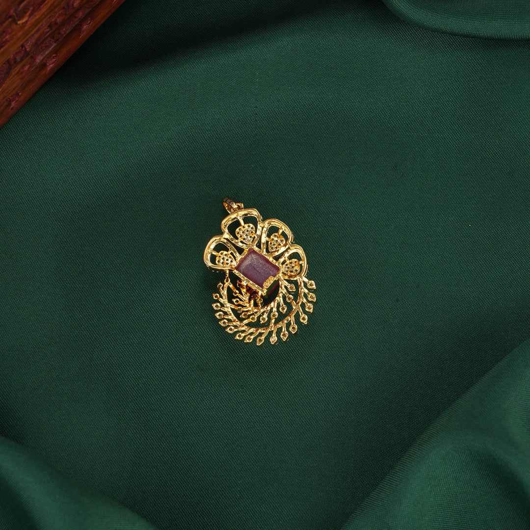 Charming Avikam Pendant Set