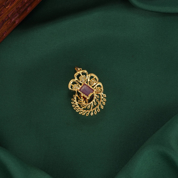 Charming Avikam Pendant Set