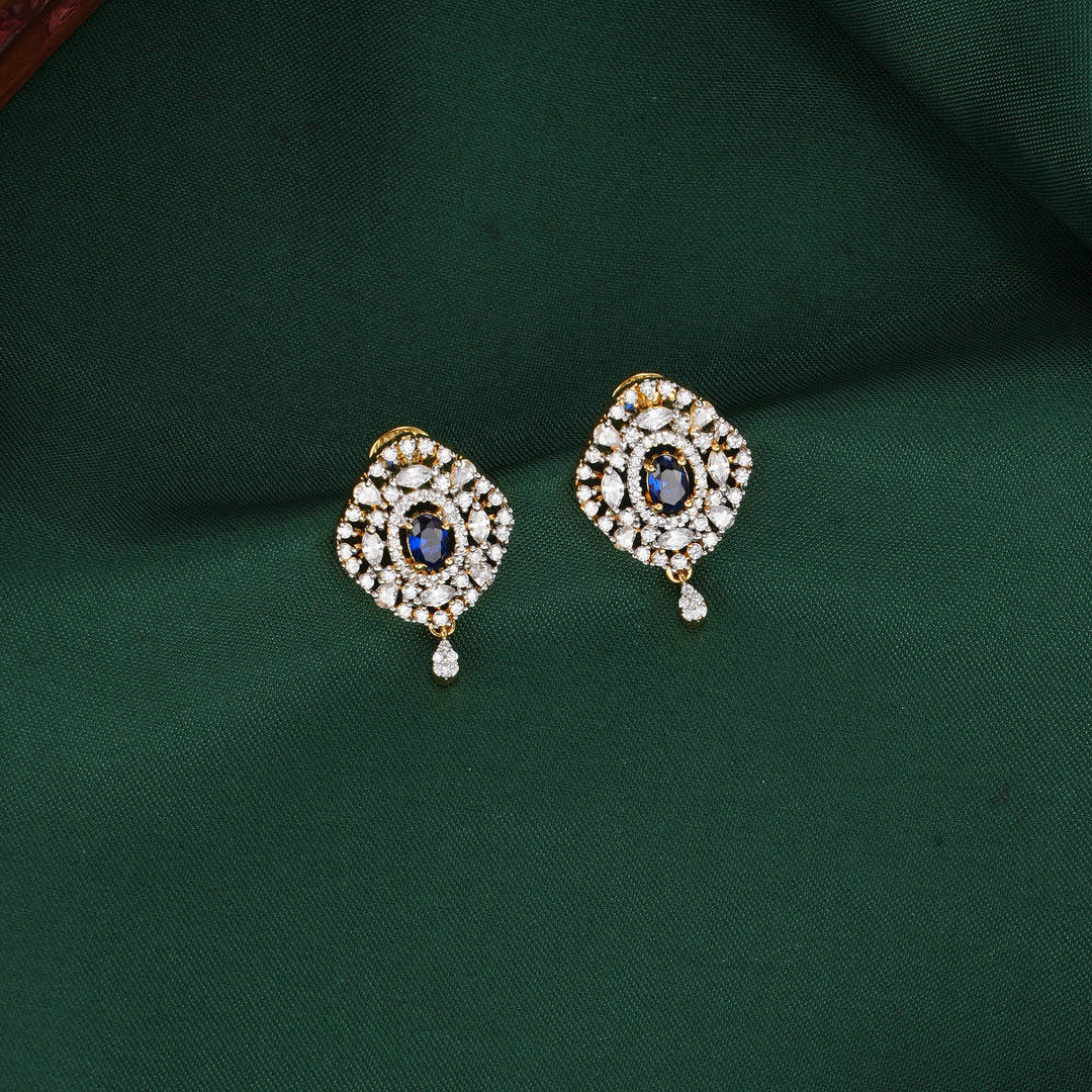 Janani Avikam Pendant Set