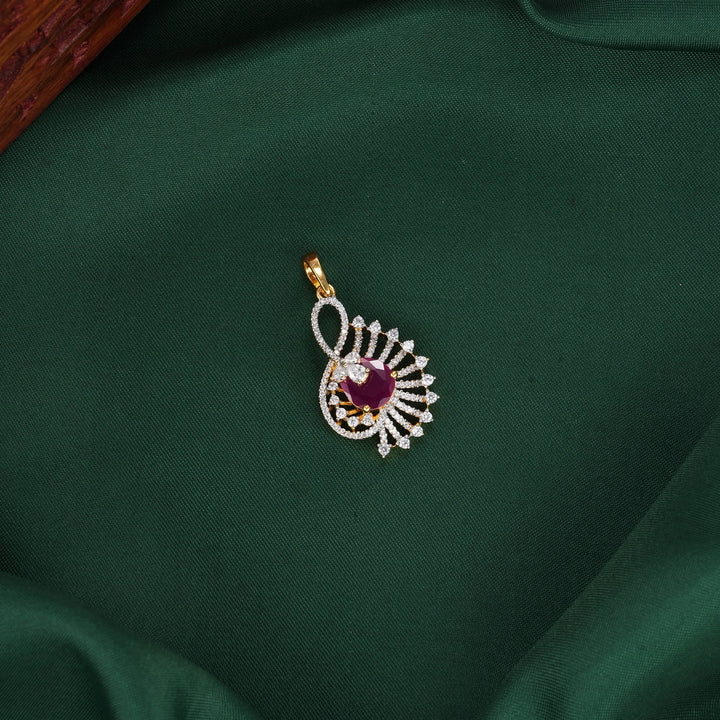 Lovely Avikam Pendant Set