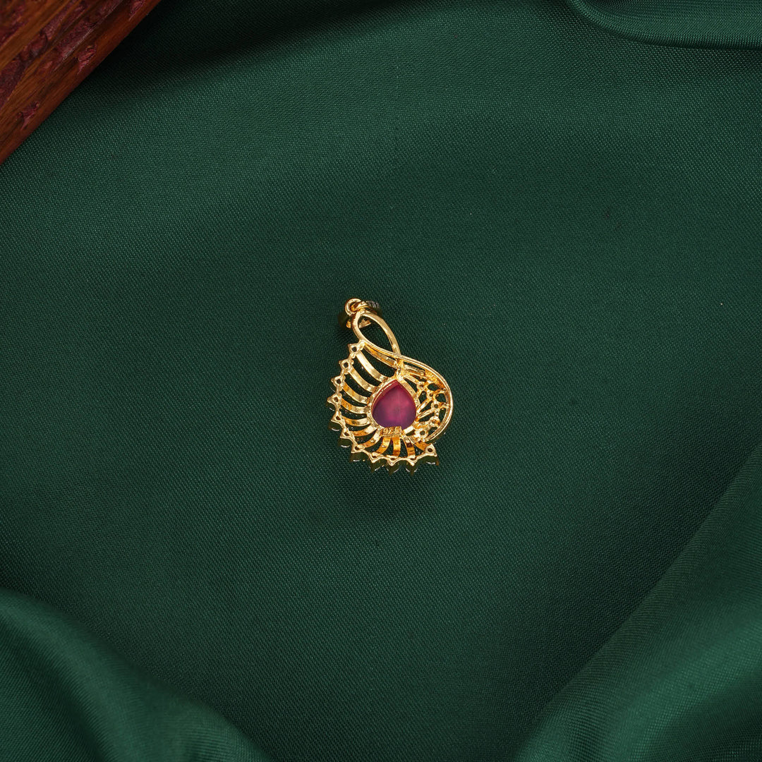 Lovely Avikam Pendant Set