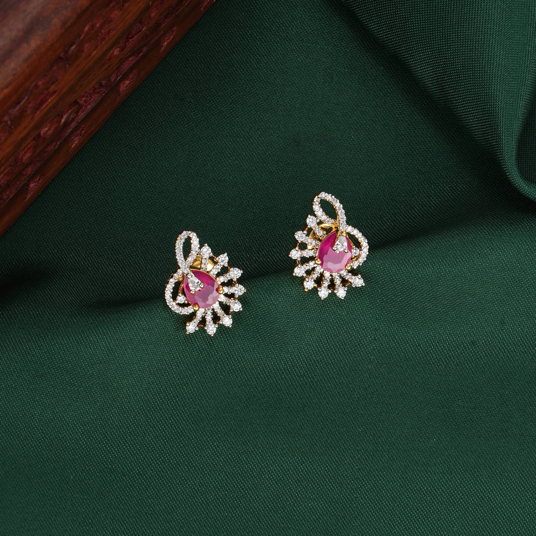 Lovely Avikam Pendant Set