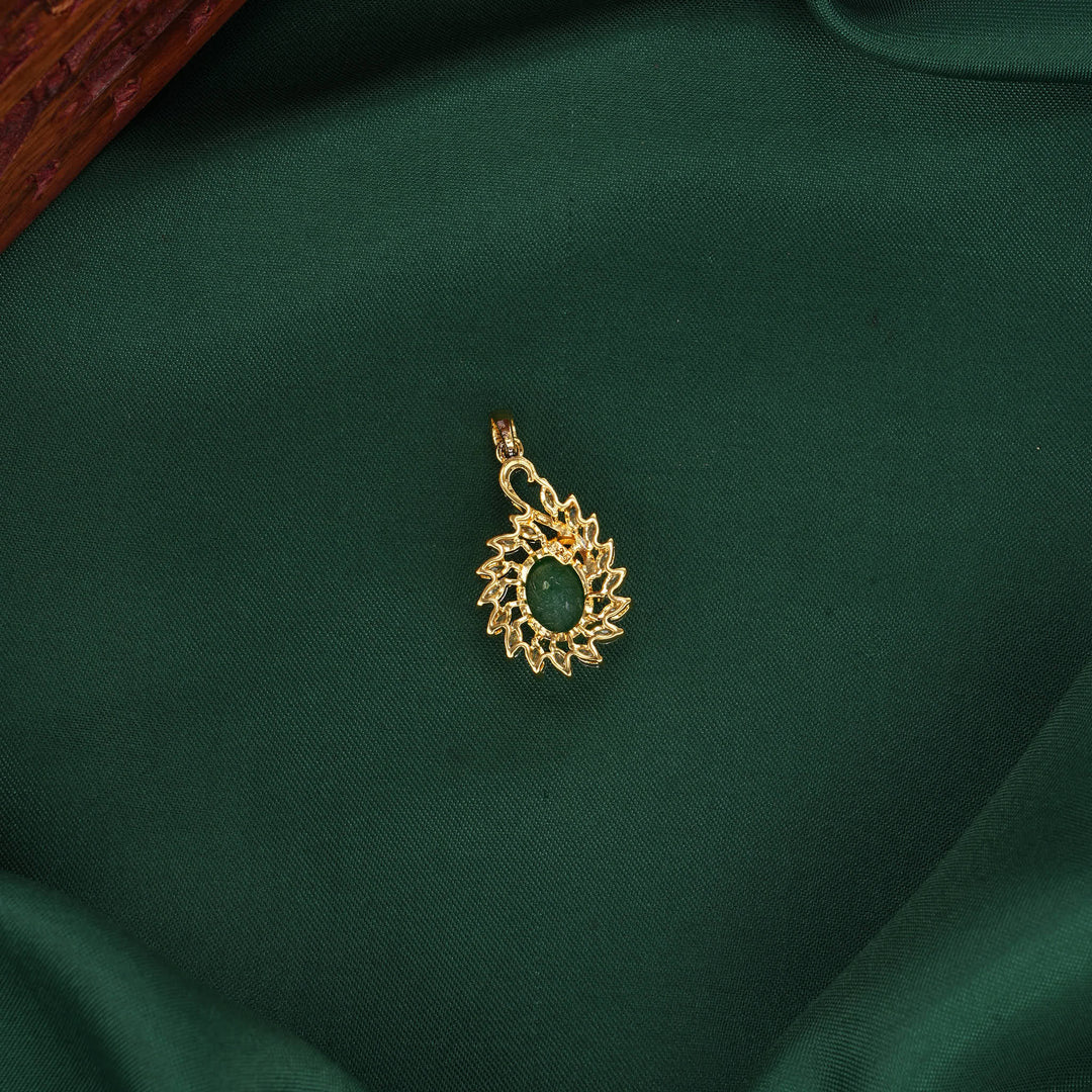 Thrishika Avikam Pendant Set
