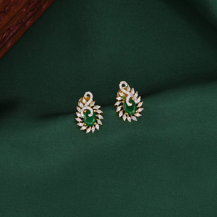 Thrishika Avikam Pendant Set