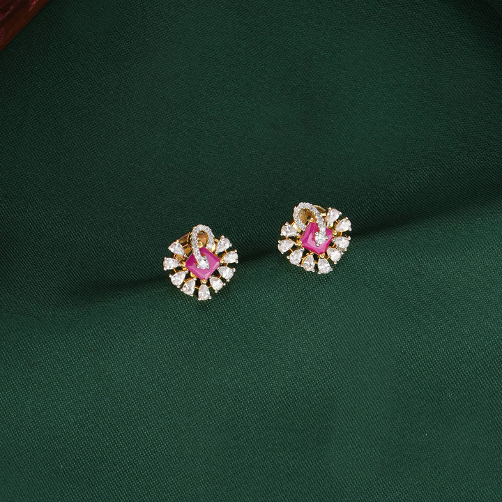Gleaming Avikam Pendant Set