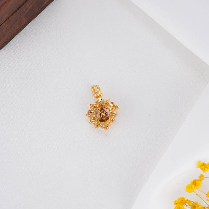 Kavinkaa 3D Spl Pendant