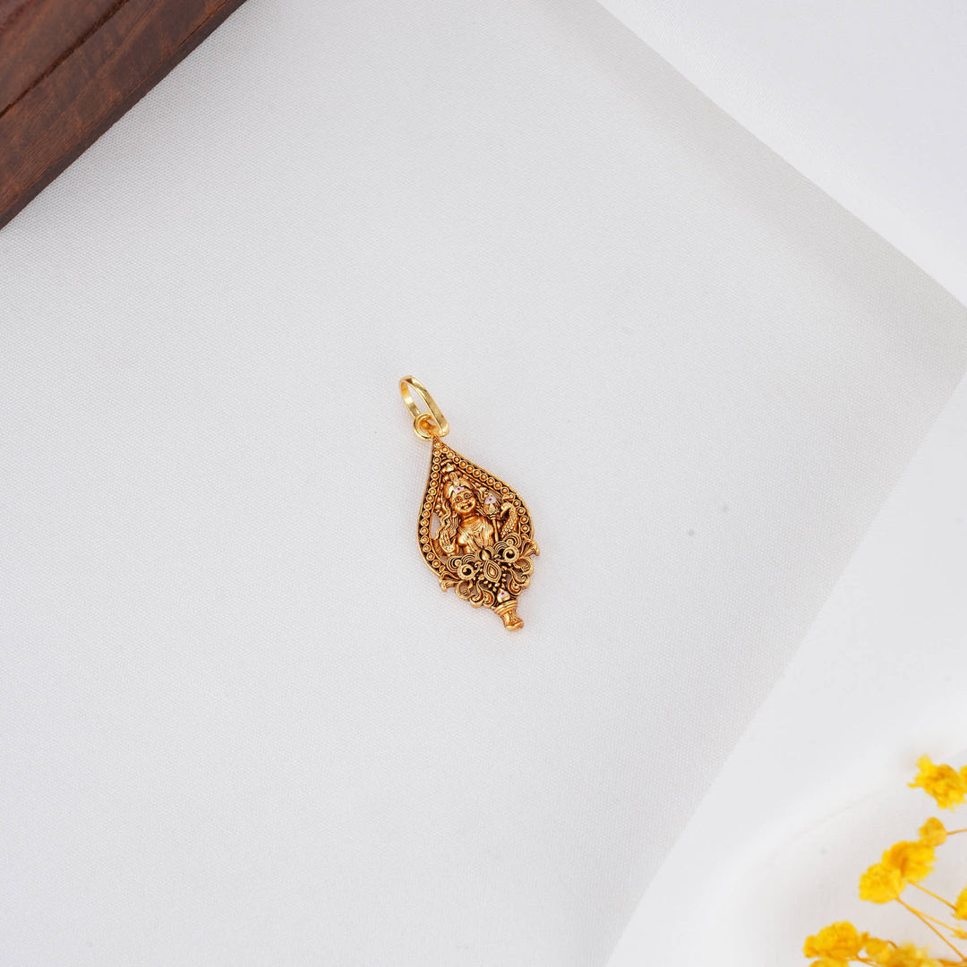 Amikaa 3D Spl Pendant
