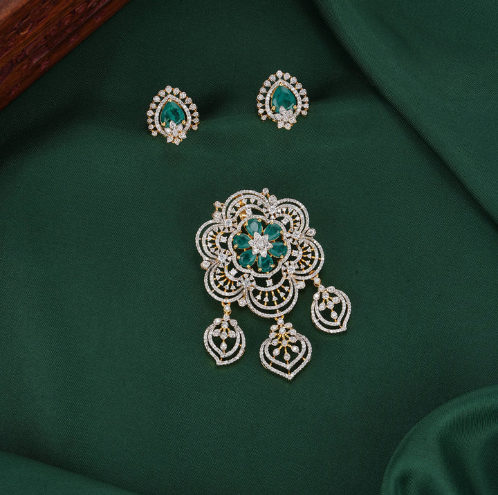Blooming Wonder Avikam Pendant Set