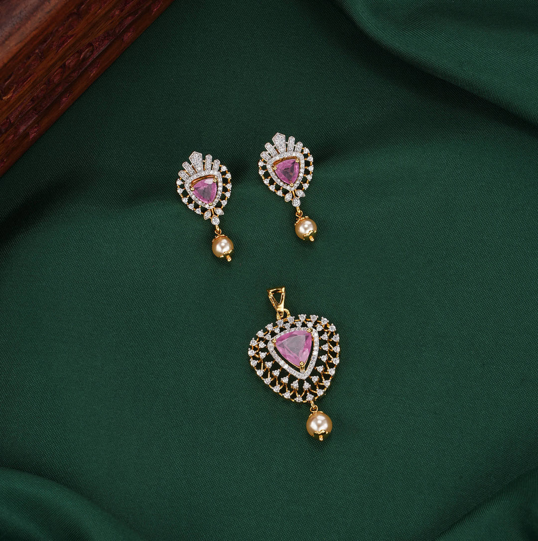 Simply Beautiful Avikam Pendant Set