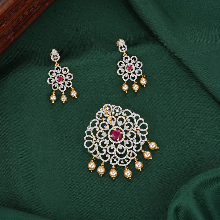 Bright and Brilliance Avikam Pendant Set