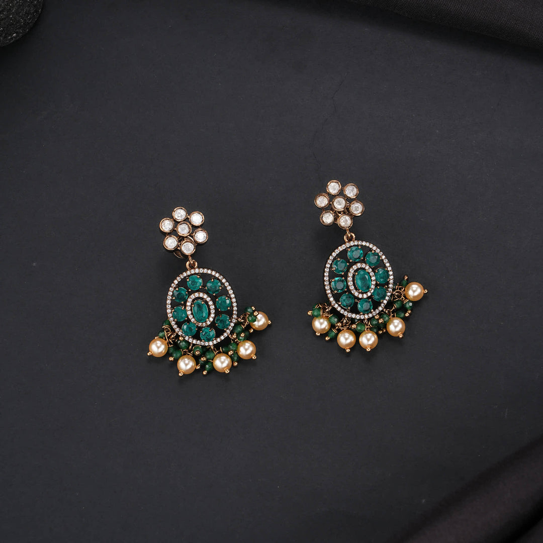 Admirable Victorian Pendant Set