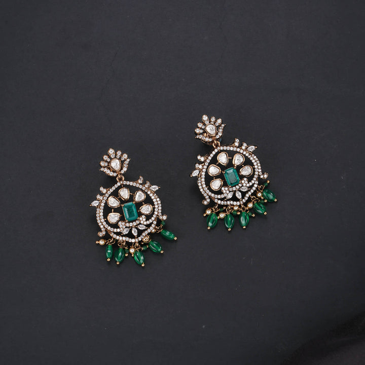 Effortlessly Pretty Victorian Pendant Set